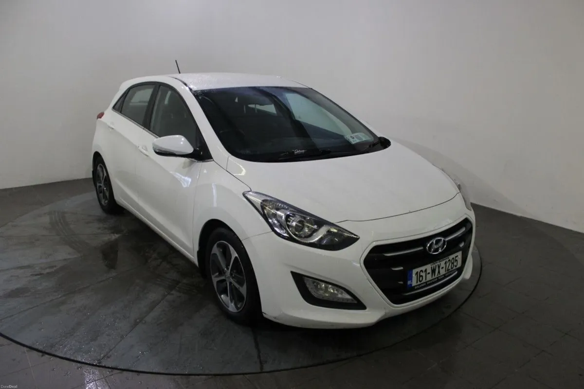 Hyundai i30 1.4L Petrol Deluxe -TENDER 35 - Image 1