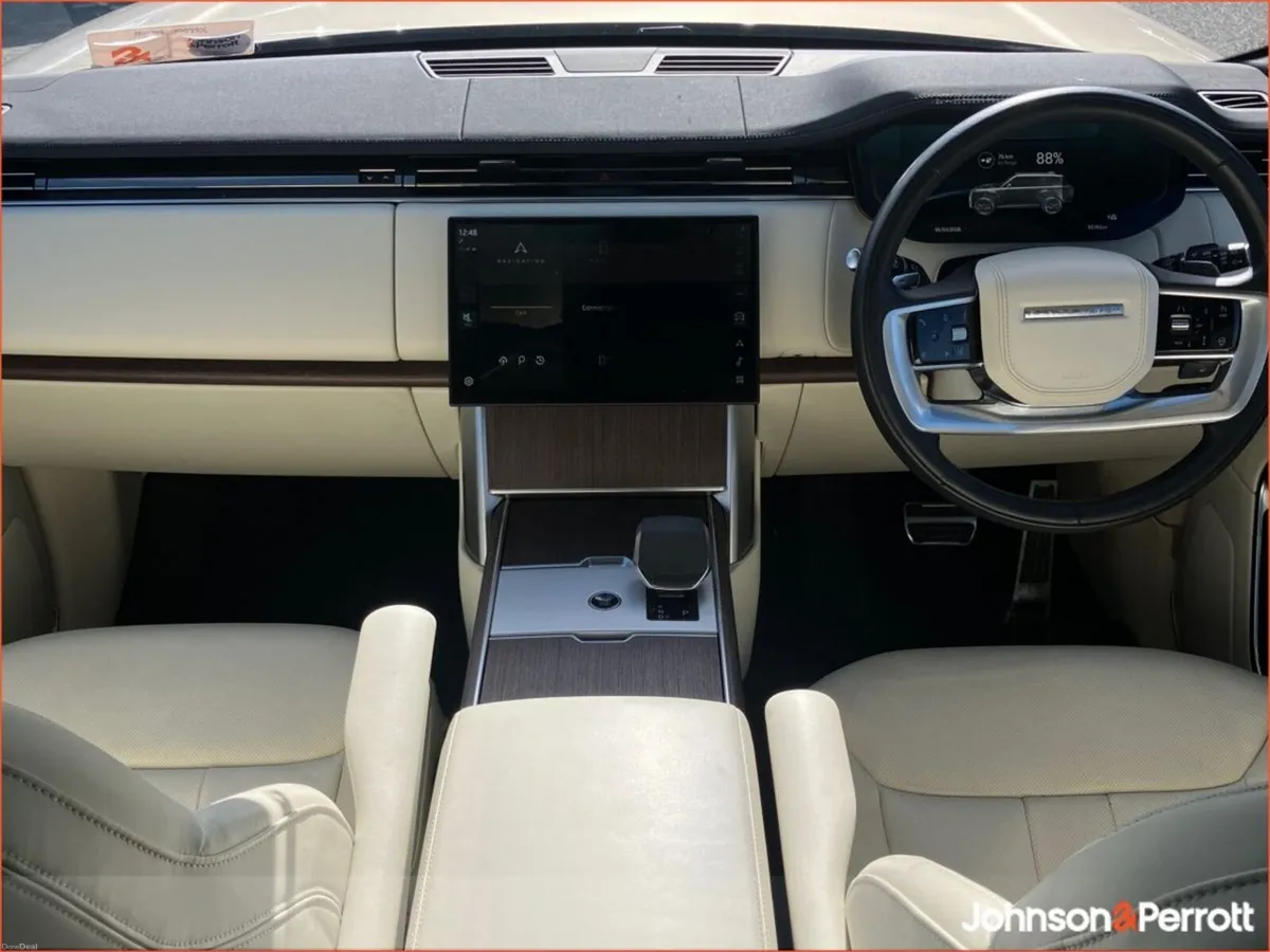 Land Rover Range Rover 3.0 Si4 PHEV 460PS AWD Auto - Image 4