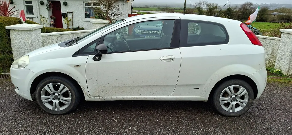 Fiat Punto 2009 - Image 1