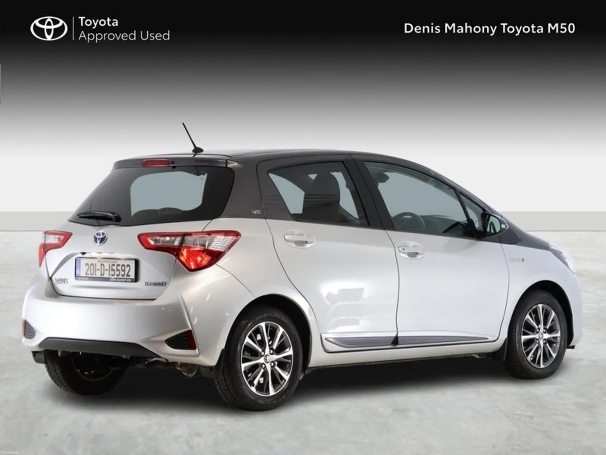 Toyota Yaris Y20 Hybrid - Image 2