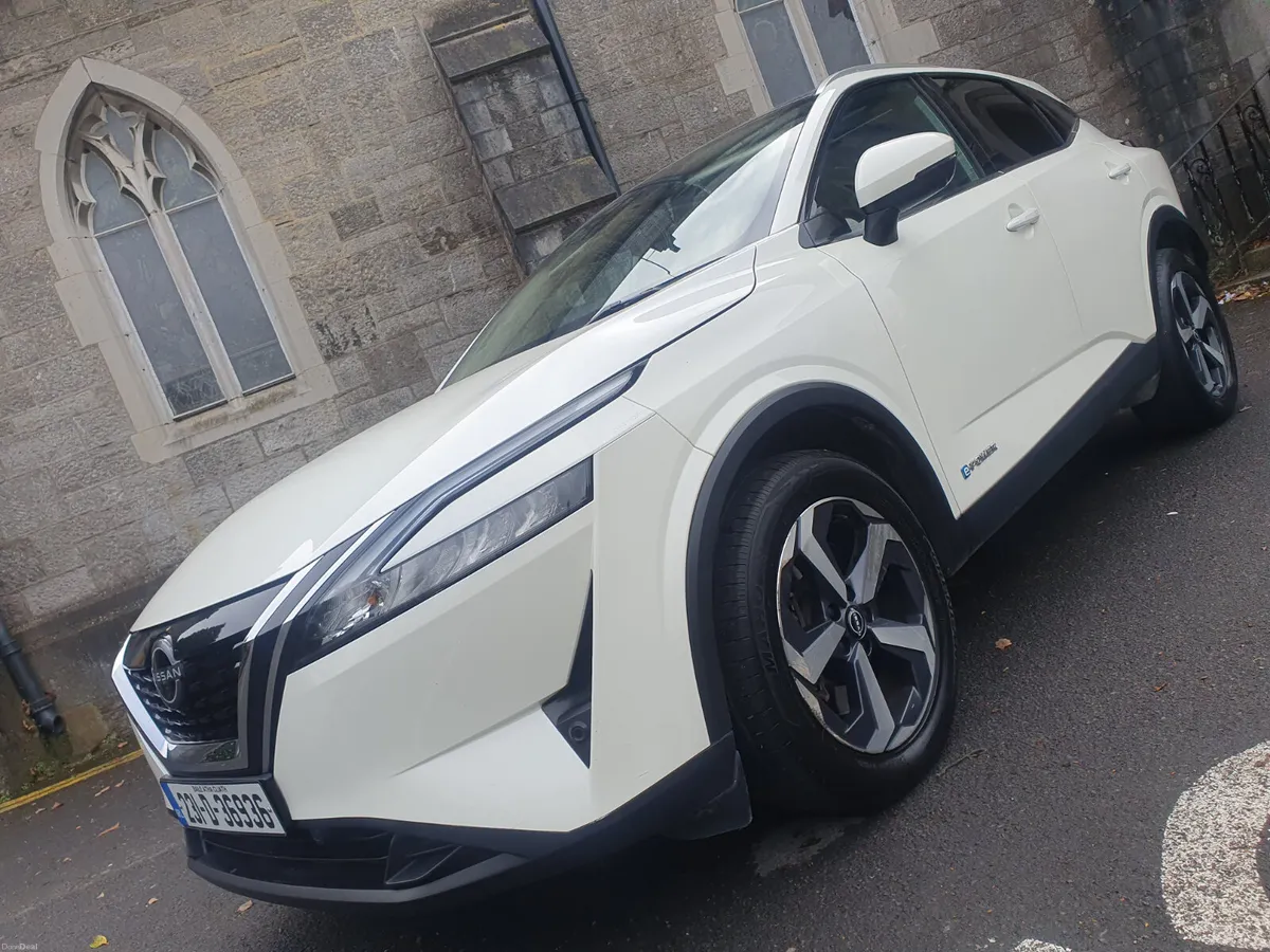 Nissan Qashqai 2023 // SV Premium // Hybrid // - Image 3