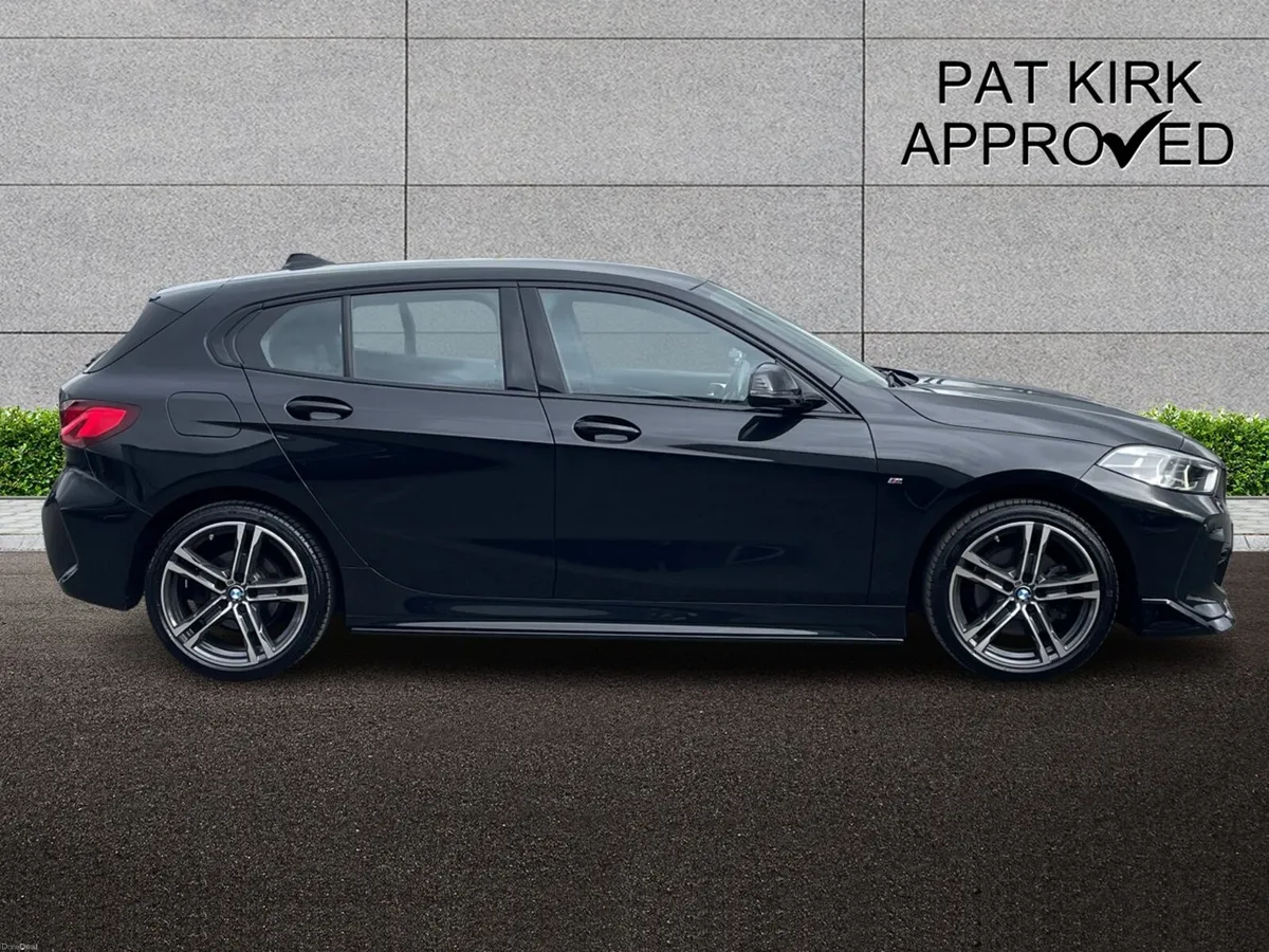 BMW 1 Series Hatchback M Sport - Image 3