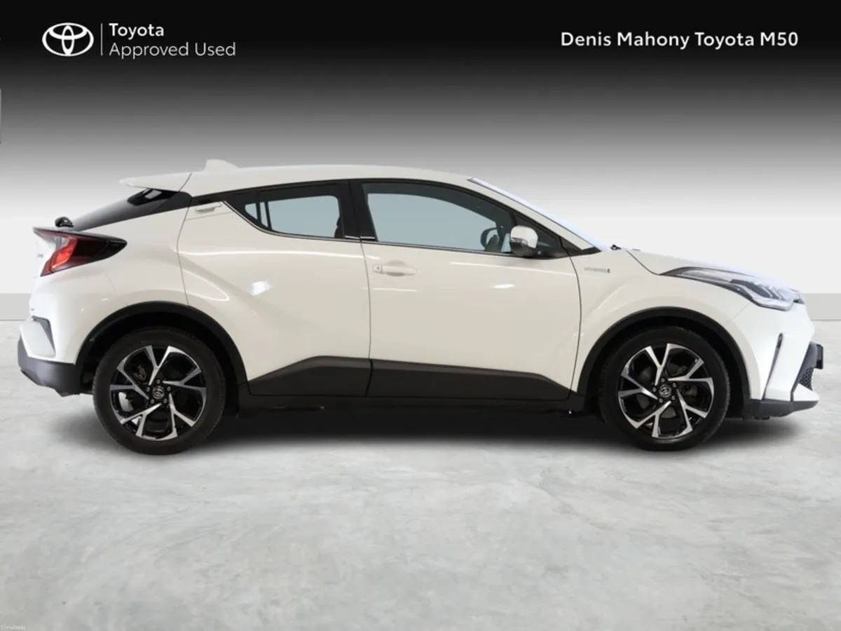 Toyota C-HR Sport Hybrid - Image 3