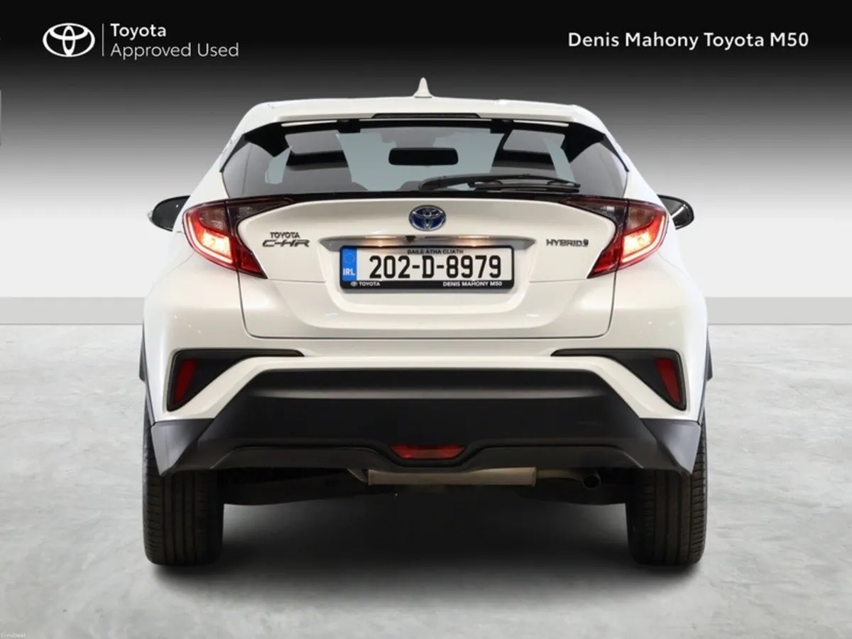 Toyota C-HR Sport Hybrid - Image 4