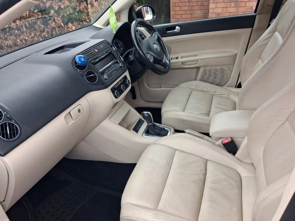 2013 Volkswagen Golf Plus - Image 2