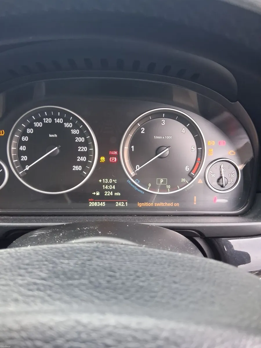 BMW 5-Series 2012 - Image 3