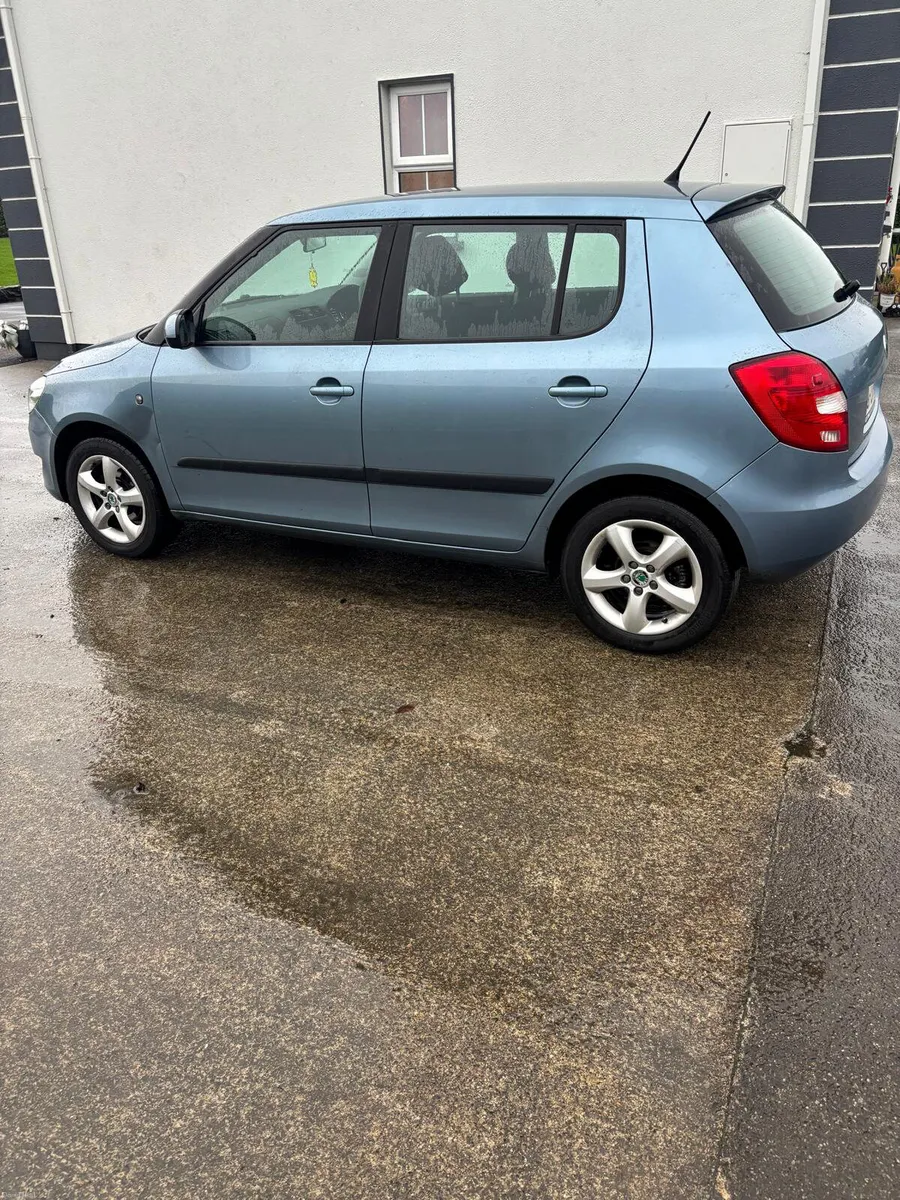 Skoda Fabia 2013 - Image 2