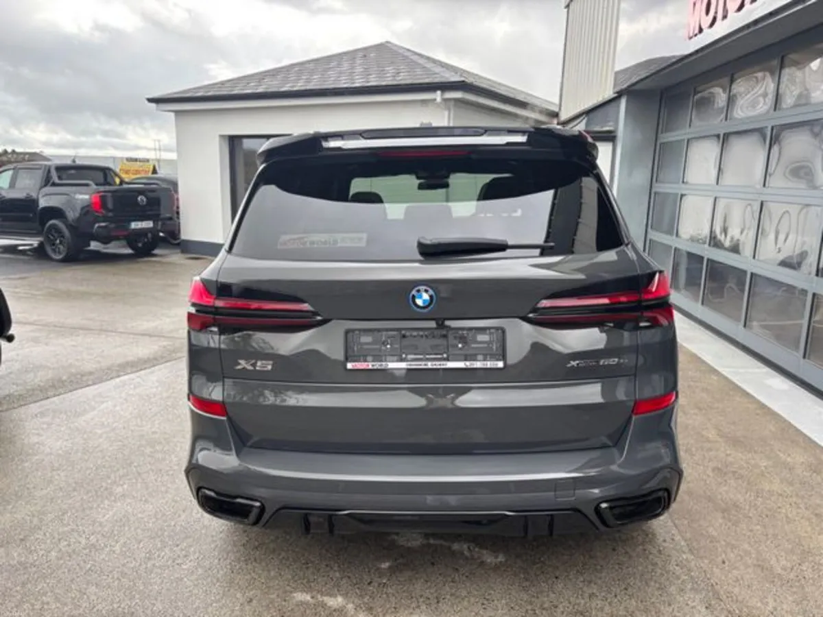 BMW X5 X DRIVE50E M SPORT Tech Plus Comfort Plus - Image 3