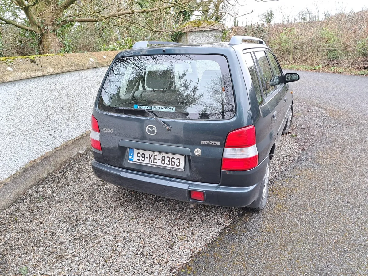 Mazda Demio - Image 2