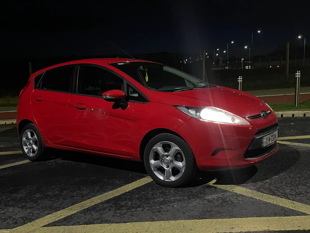 Ford Fiesta 2011 - Image 1