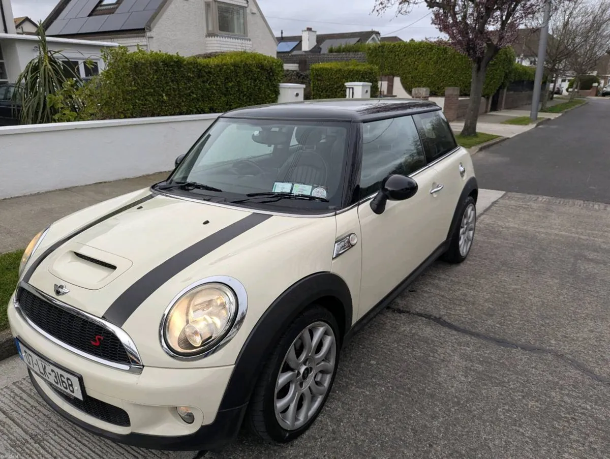 mini cooper s low milage - Image 4