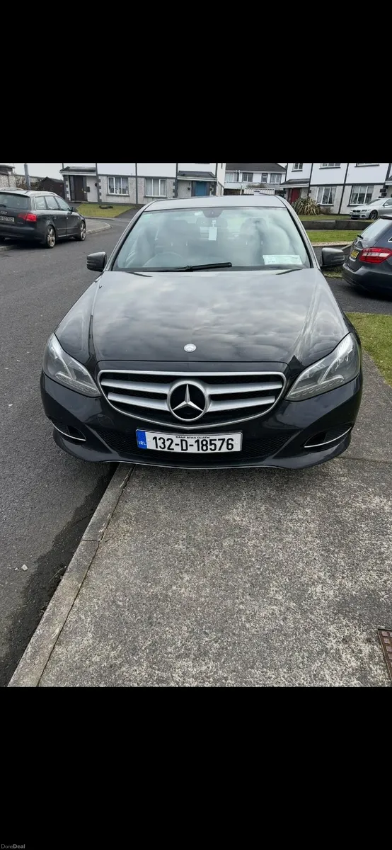 Mercedes-Benz E-Class 2013 - Image 3
