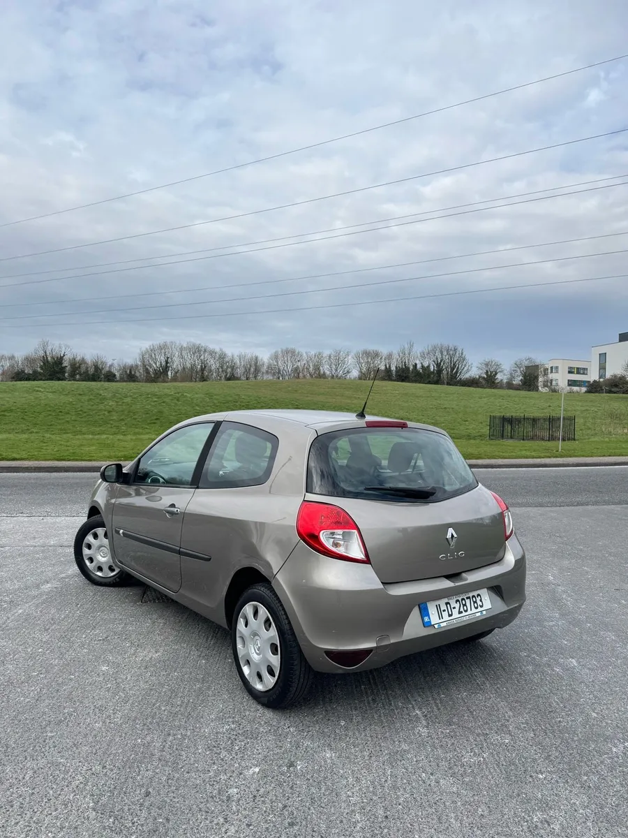 Renault Clio 1.1 Petrol | 1 Owner | Irish Car - Image 4