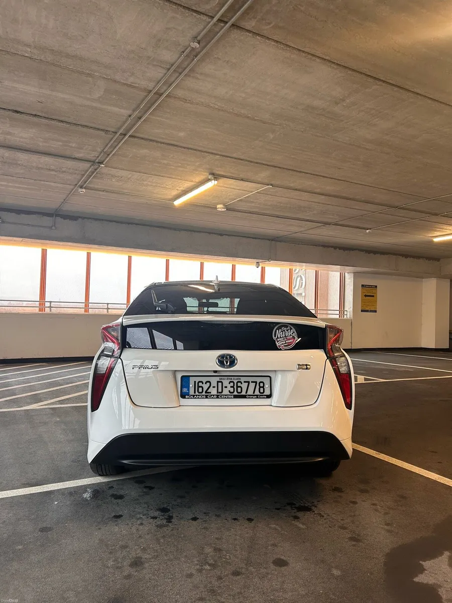 Toyota Prius Hybrid Auto |Toyota Service History - Image 4