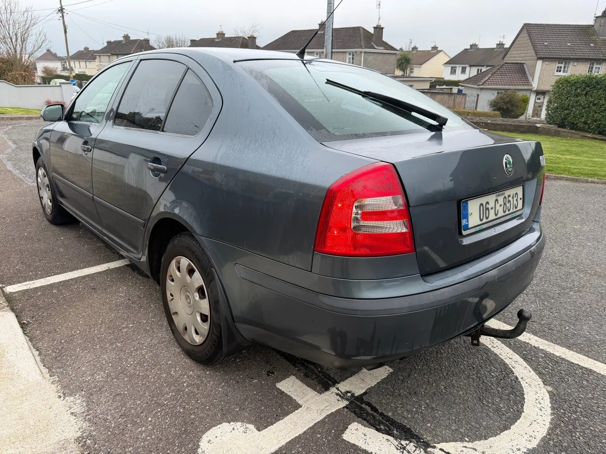 1.4 petrol Skoda Octavia - Image 4