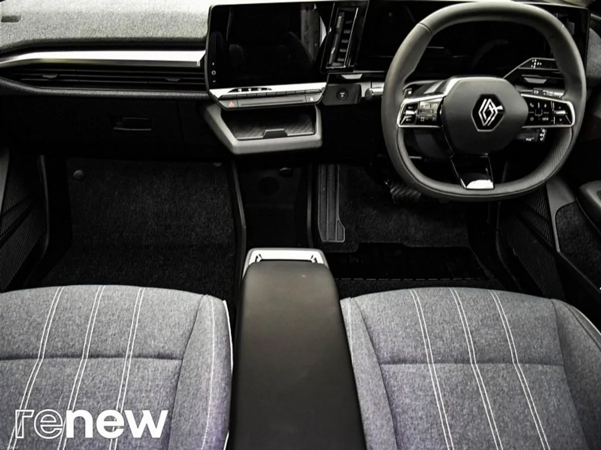 Renault Megane E-Tech Techno EV60 220hp - Image 3