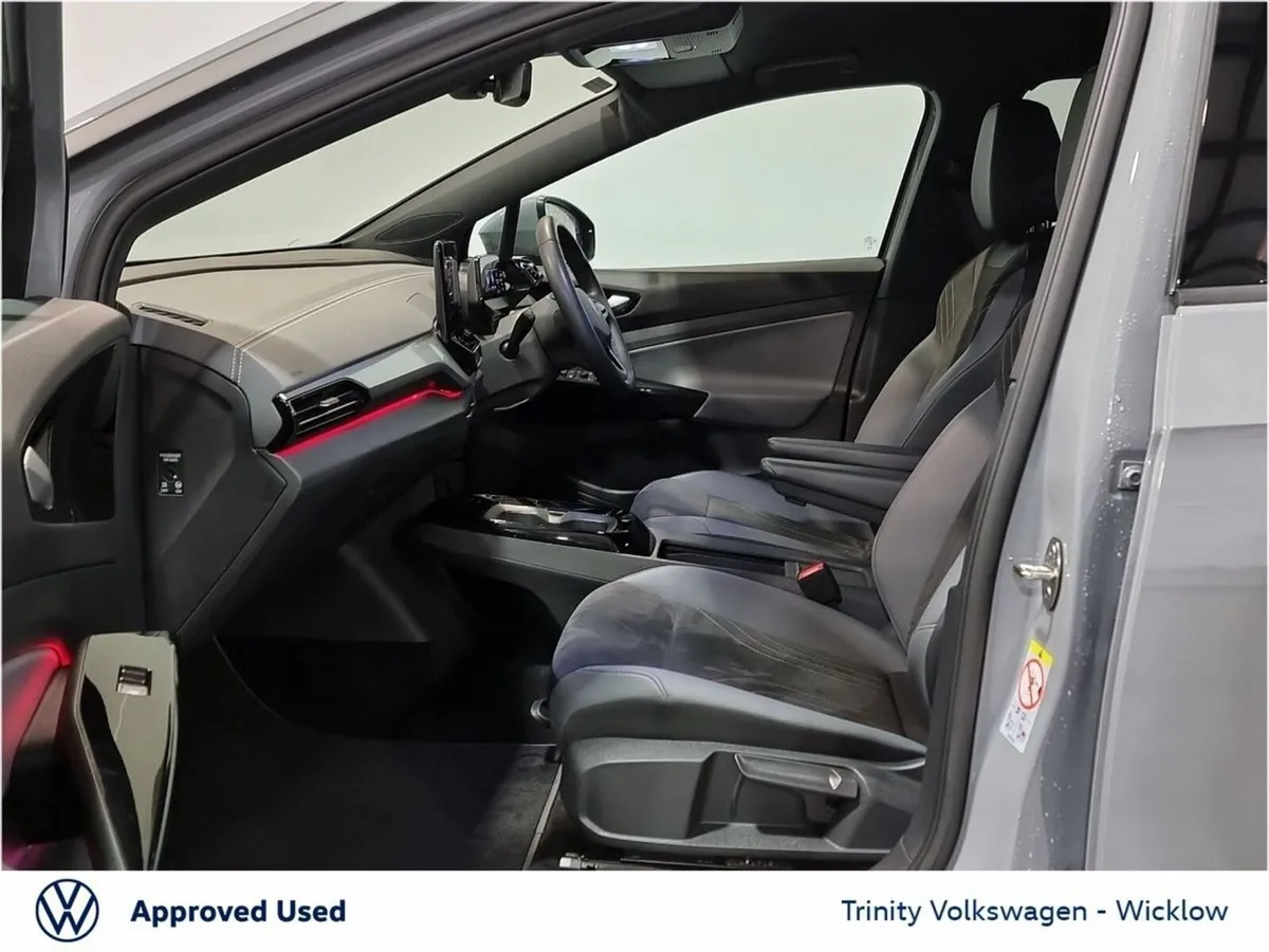 Volkswagen ID.4 ** PRO LIFE DX ** 77kWh ** 174BHP - Image 4