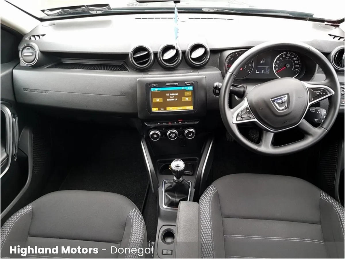 Dacia Duster Blue dCi 115 Prestige - Image 2