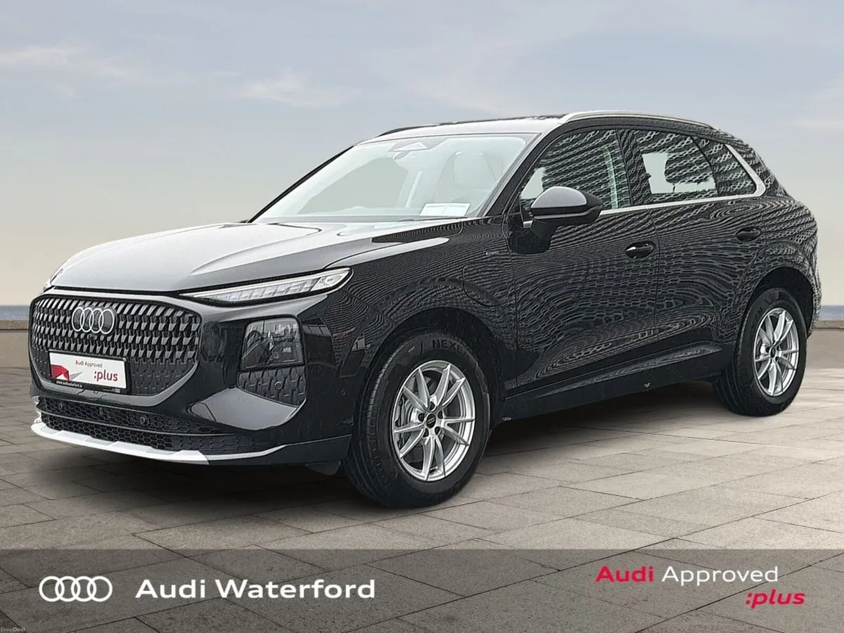 Audi Q3 e-Hybrid SE "Tech Pack" - Image 3