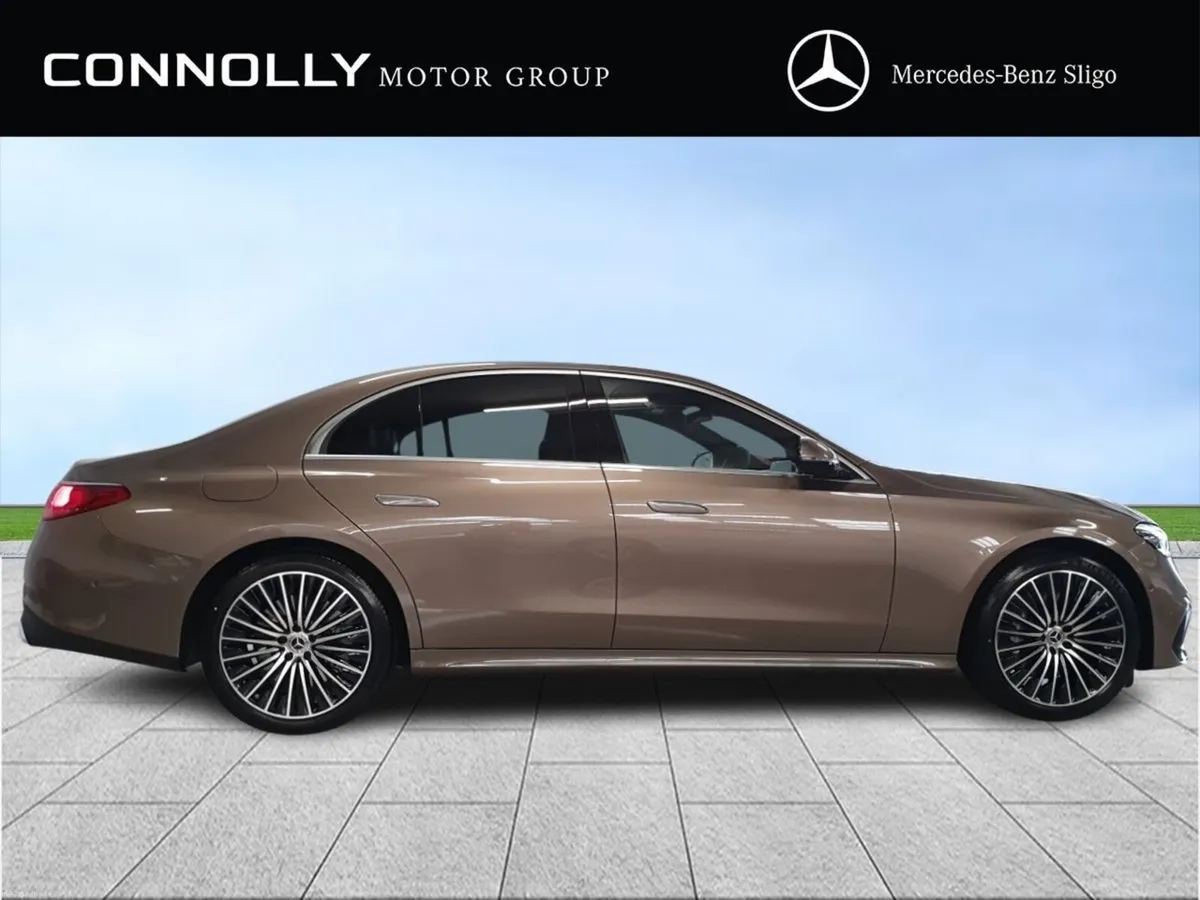 Mercedes-Benz E-Class E 300 de Premium w/ Driving - Image 3