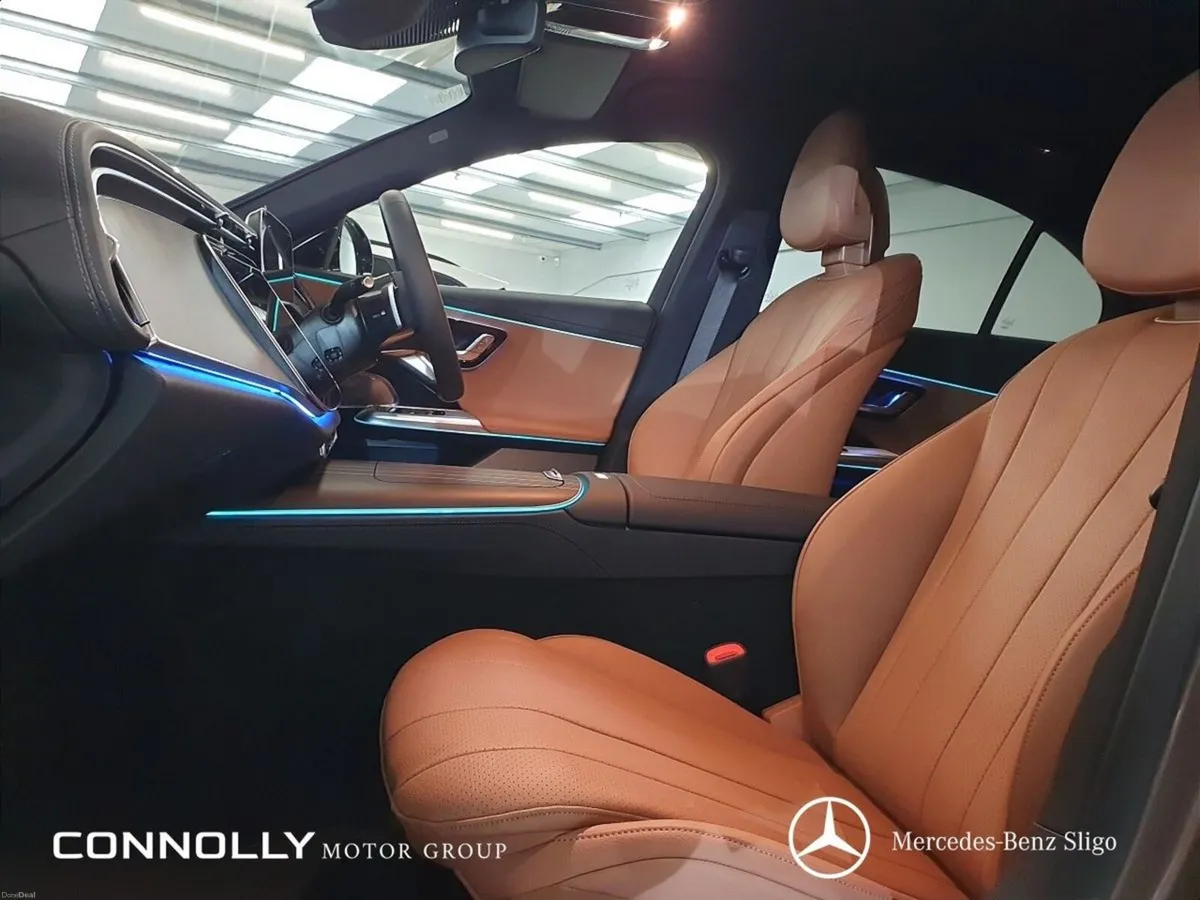 Mercedes-Benz E-Class E 300 de Premium w/ Driving - Image 5