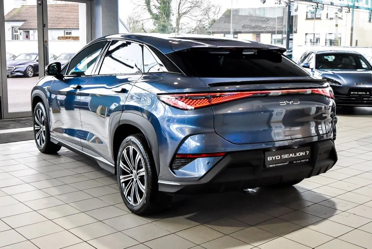 BYD SEALION 7 Comfort 482km Range - Image 4