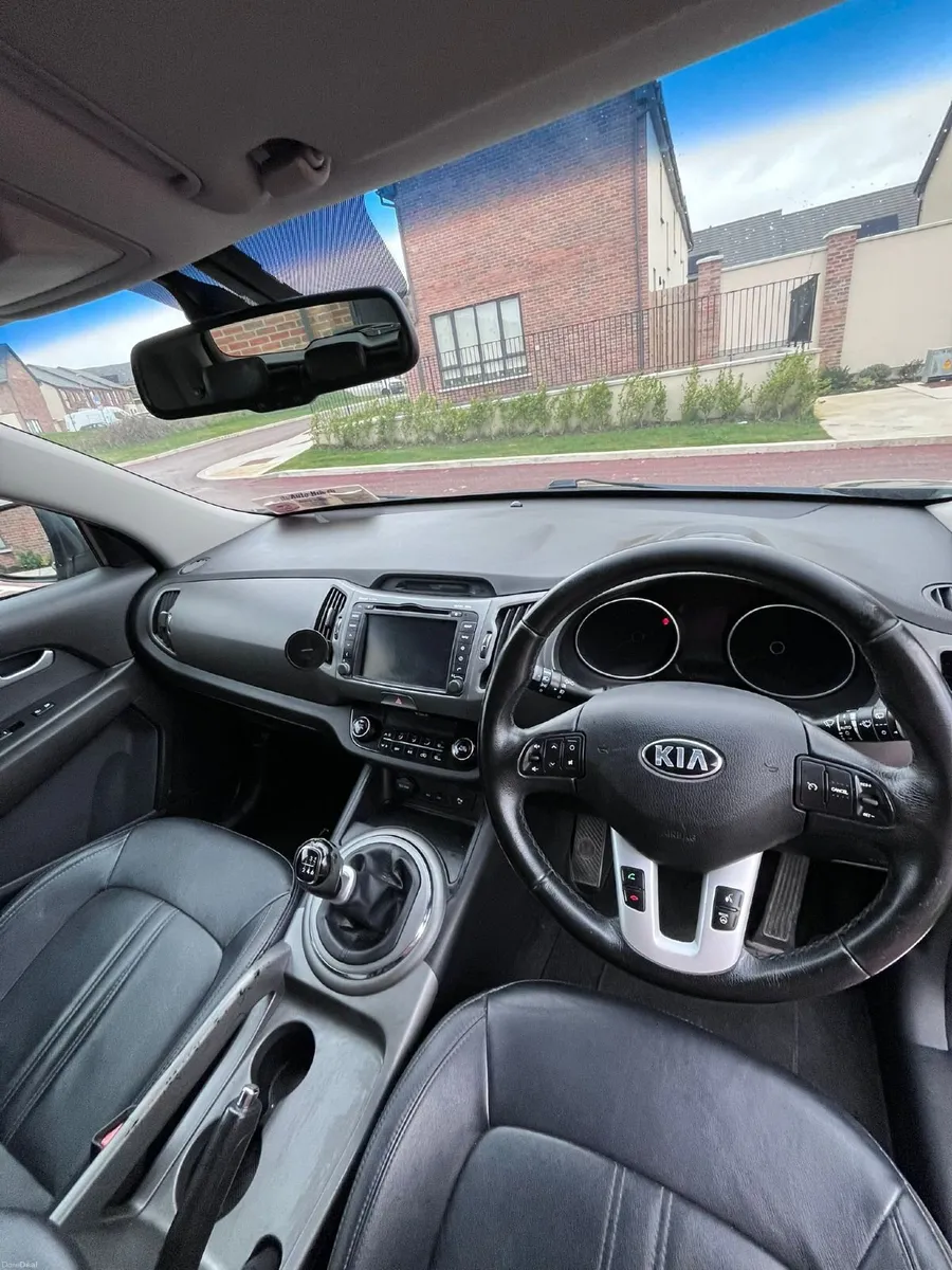 Kia Sportage 2015 - Image 2