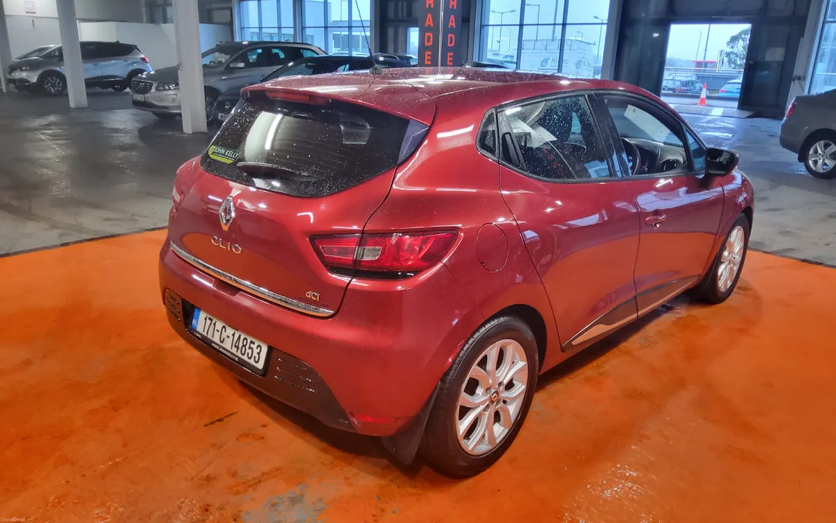 Renault Clio 2017 - Image 4