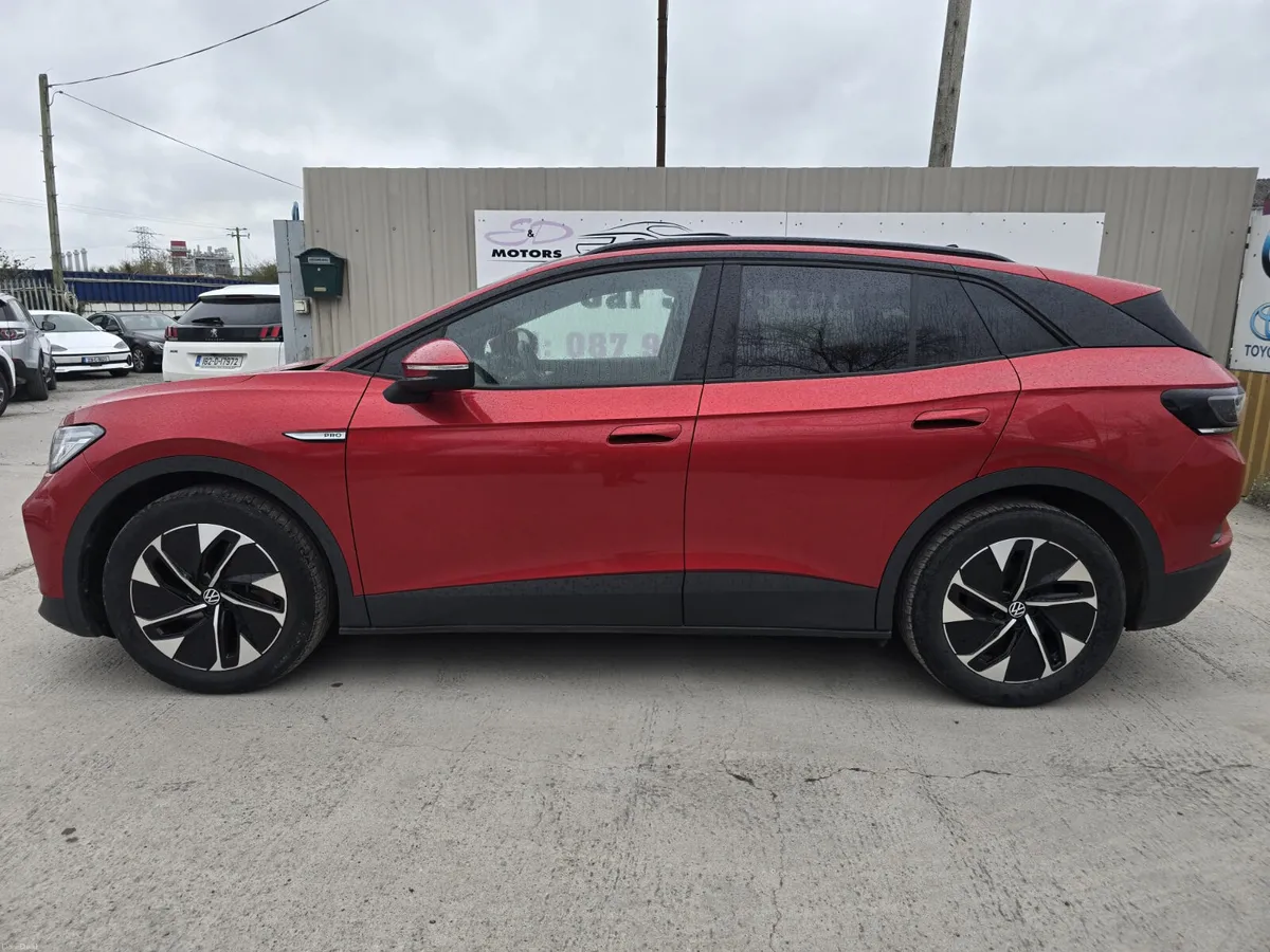 231 VW ID.4 FAMILY 77kWh 174HP Pan Roof - Image 4