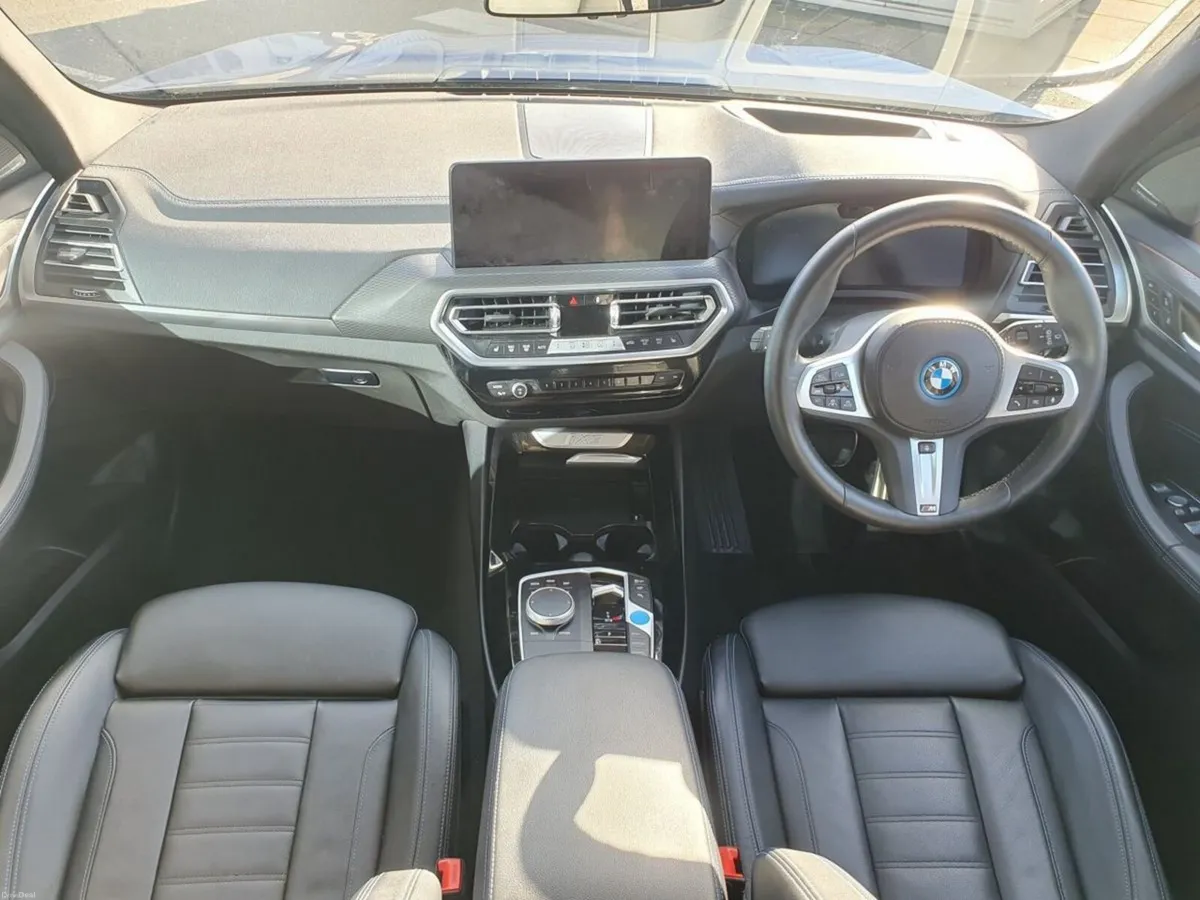 BMW iX3 M Sport Pro - Image 4