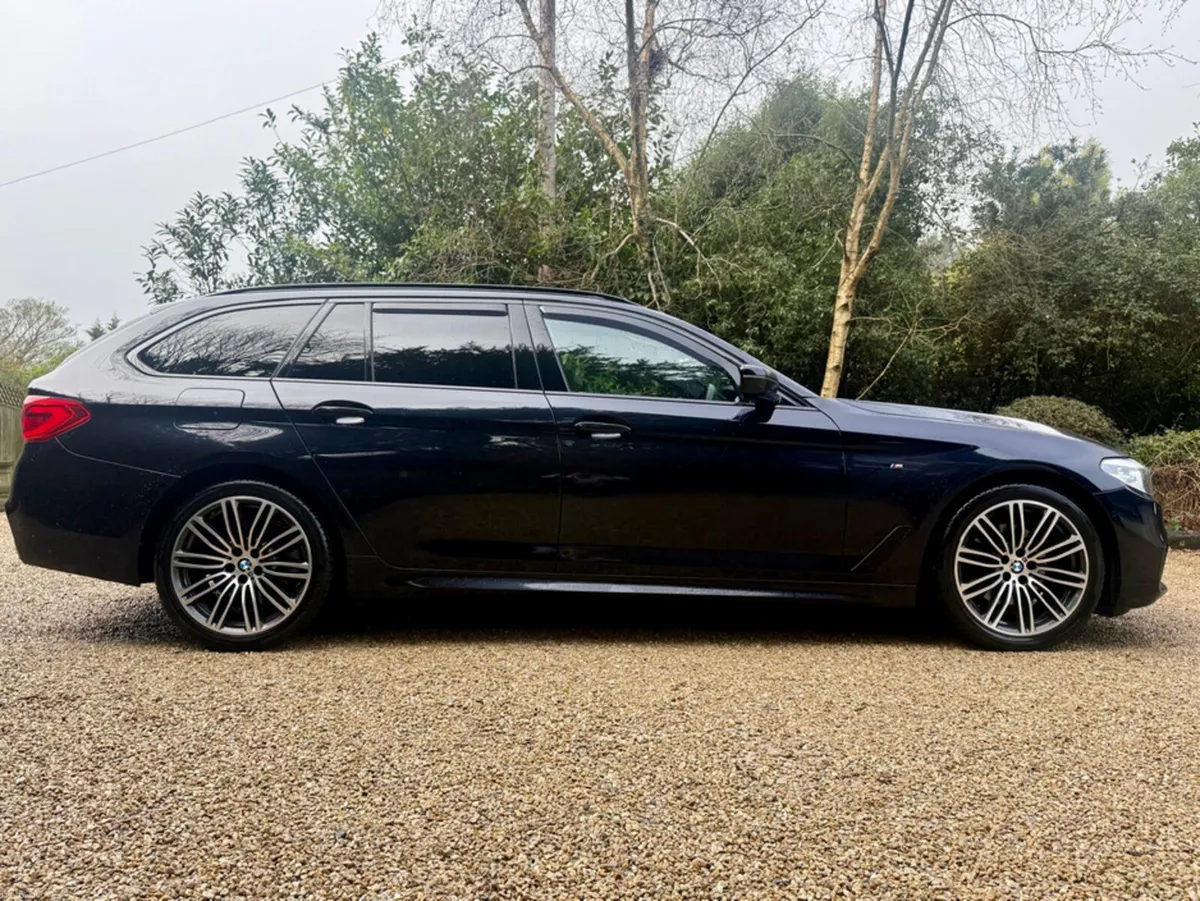 BMW 5-Series 520d M SPORT TOURING - Image 5