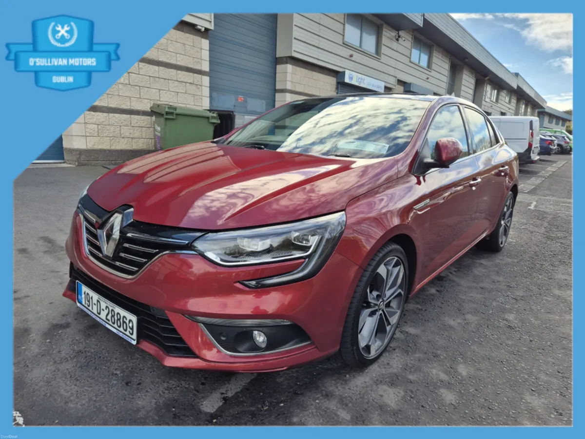 Renault Megane SIGNATURE TCE 140 EDC G 4DR AUTO - Image 1