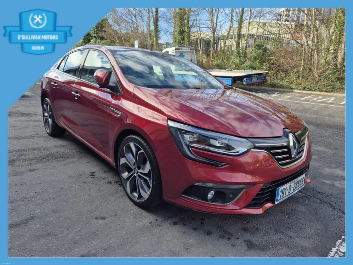 Renault Megane SIGNATURE TCE 140 EDC G 4DR AUTO - Image 4