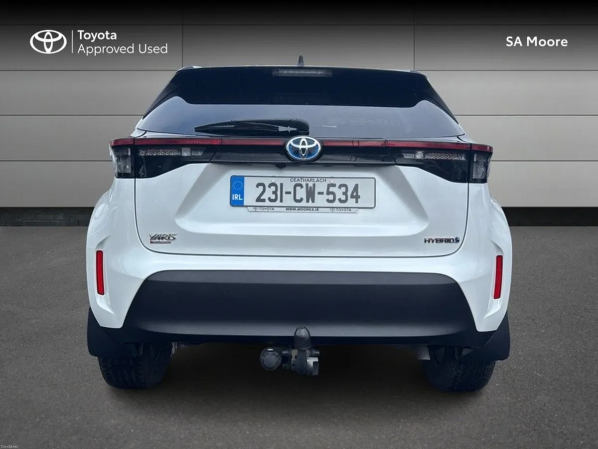 Toyota Yaris Cross HYBRID LUNA SPORT - Image 4