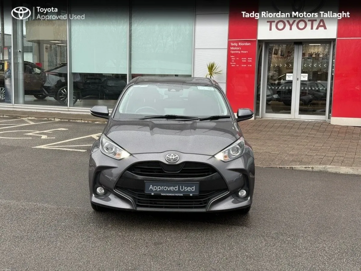Toyota Yaris 1.0 LUNA SPORT - Image 4