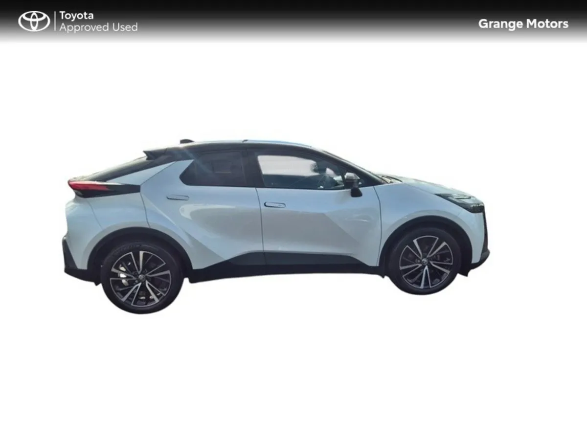 Toyota C-HR 1.8 HYBRID SOL 5DR - Image 4