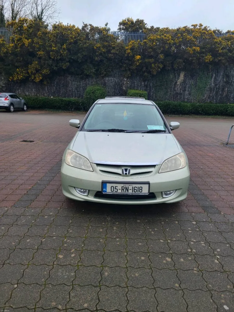 2005 Honda civic - Image 2
