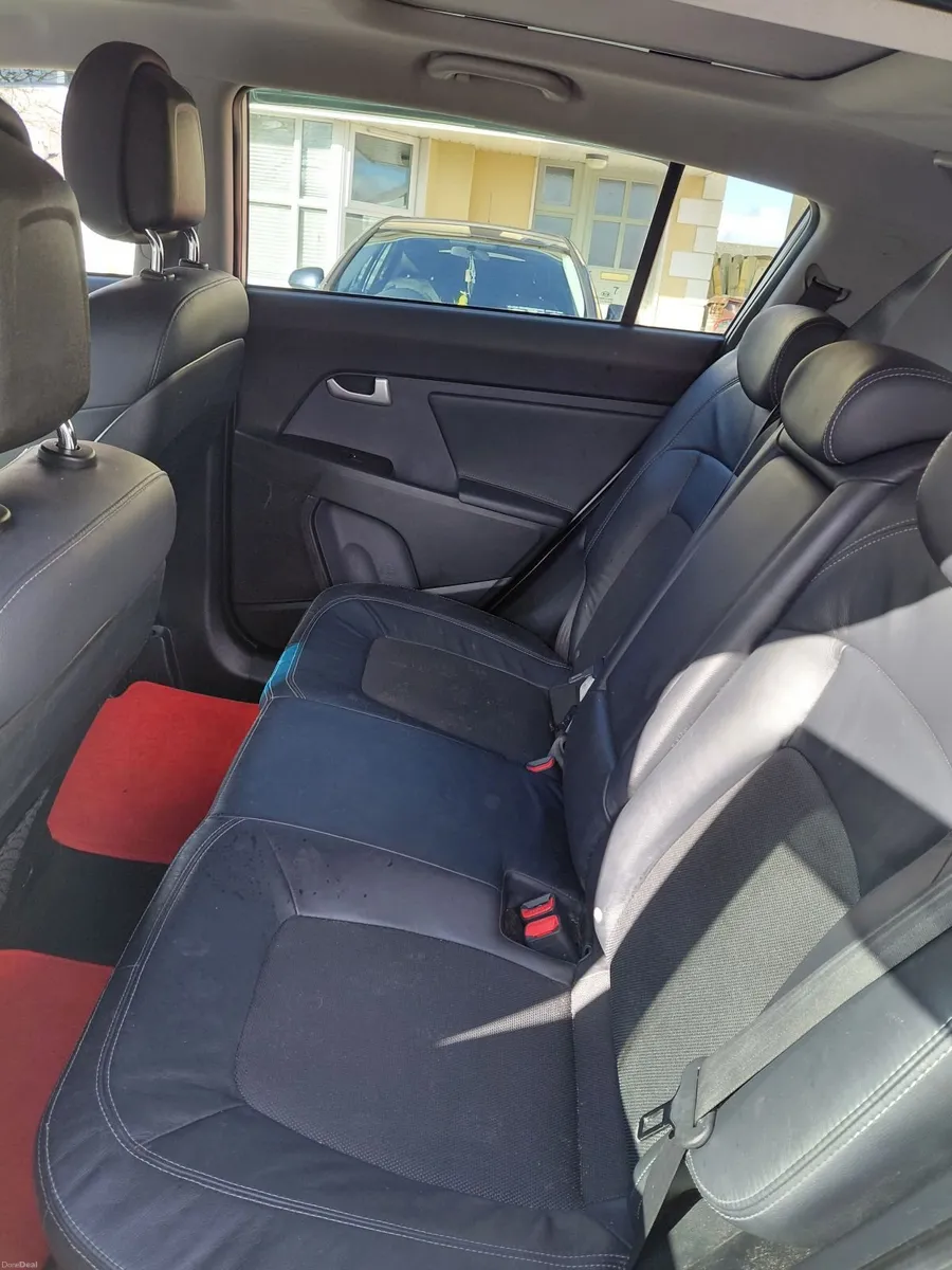 Kia Sportage 2013 - Image 2