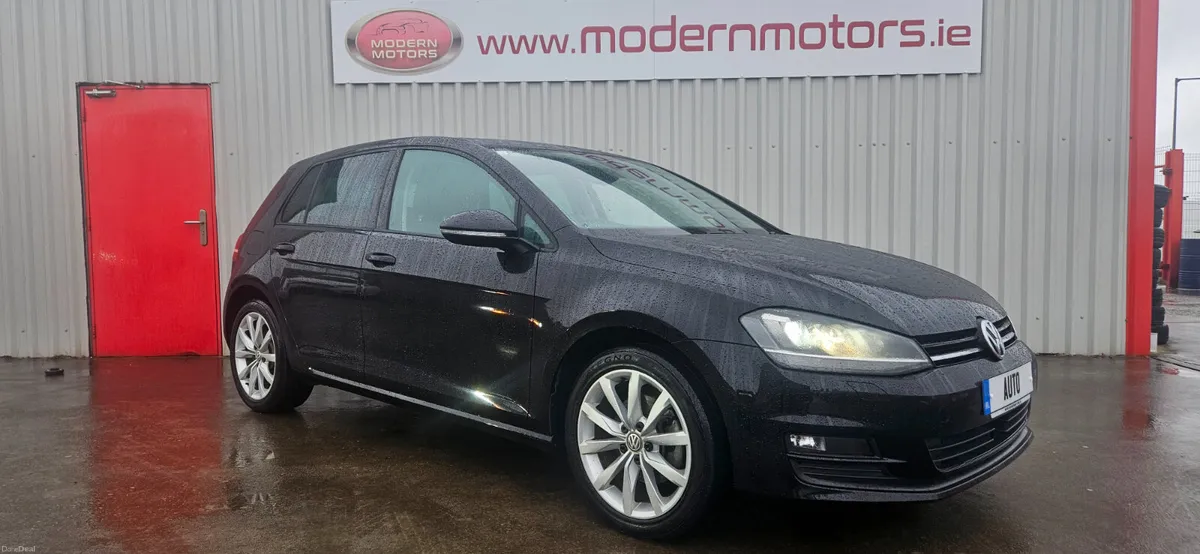 Volkswagen Golf auto 1.2 tsi dsg low kms - Image 3