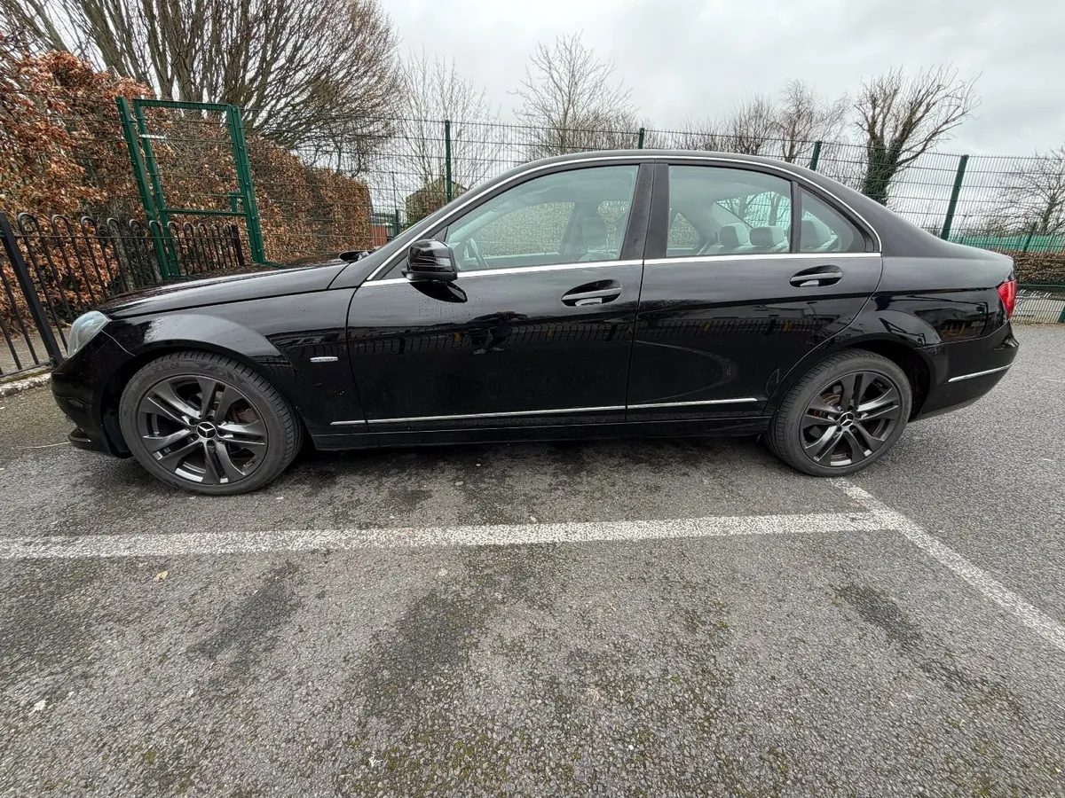 Mercedes-Benz C-Class - Image 2