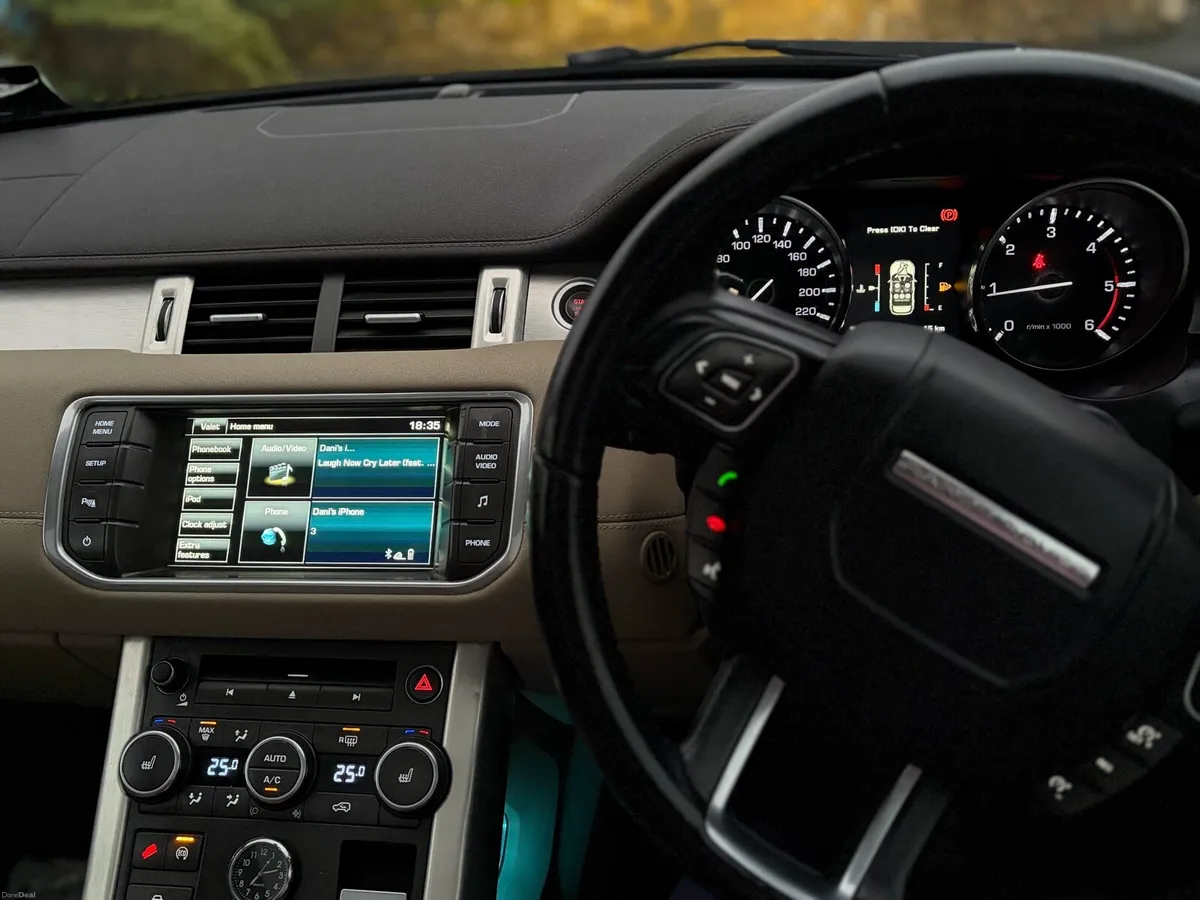 Range Rover Evoque 2.2 Diesel 2015 NEW NCT - Image 5