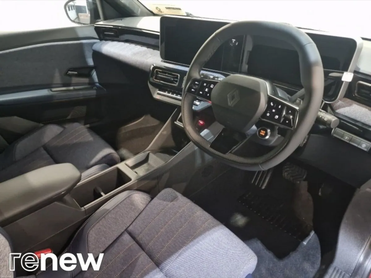 Renault 4 techno 52kWh 150hp - Image 6