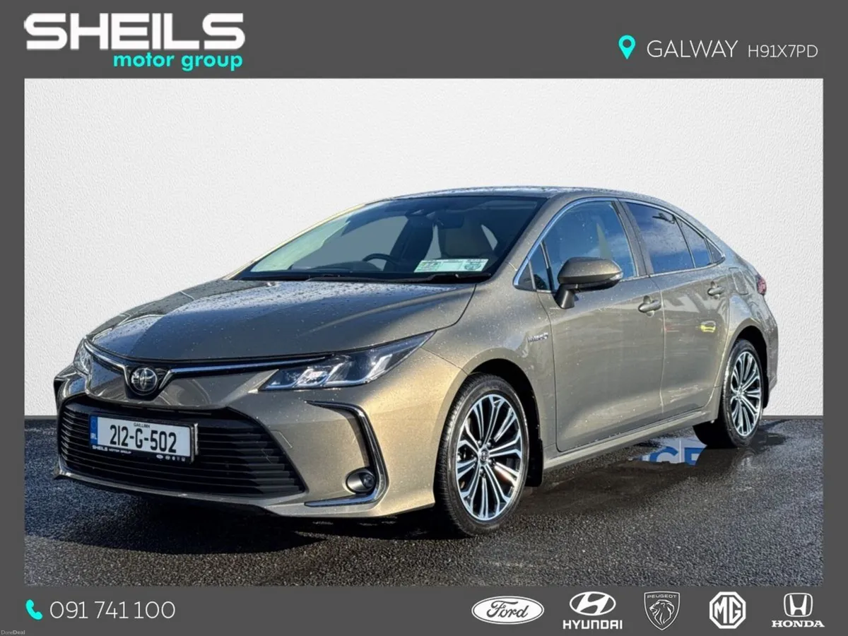Toyota Corolla 1.8 Hybrid Luna Sport Saloon - Image 4