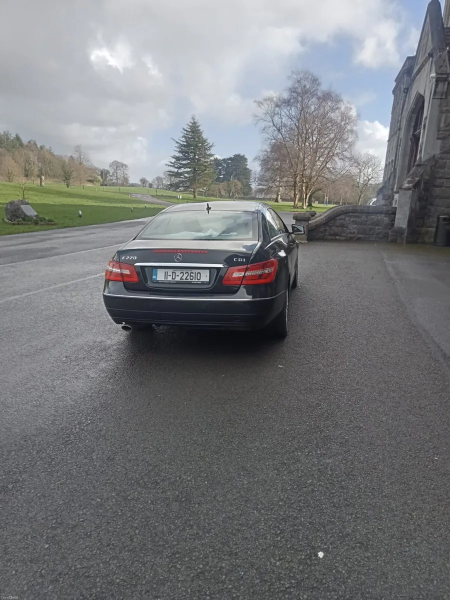 Mercedes E220 coupe sport - Image 2