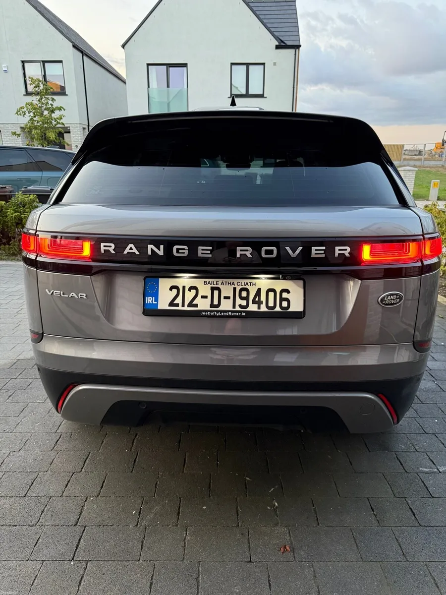 Range Rover Velar (Land Rover Serviced MARCH 2026) - Image 3