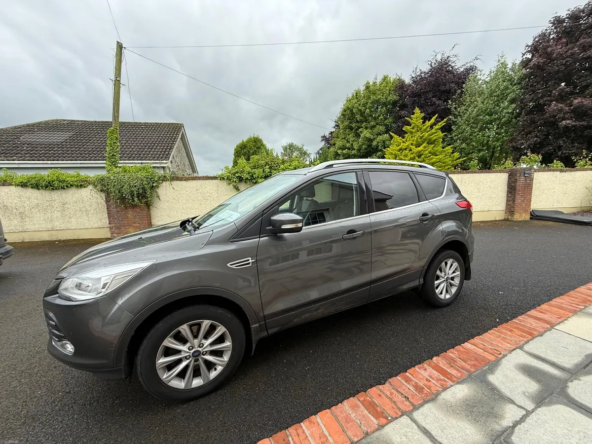 Ford Kuga - Image 2