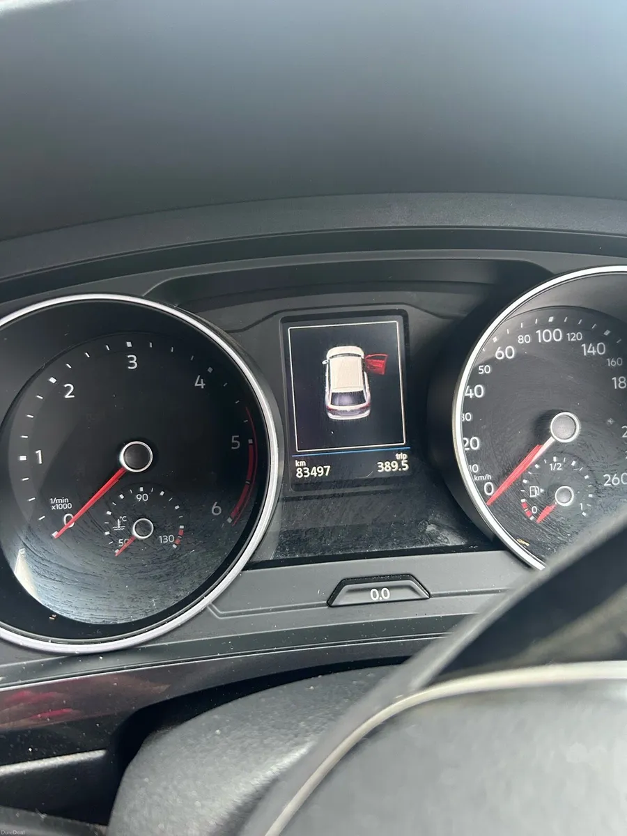 Volkswagen Tiguan - Image 3