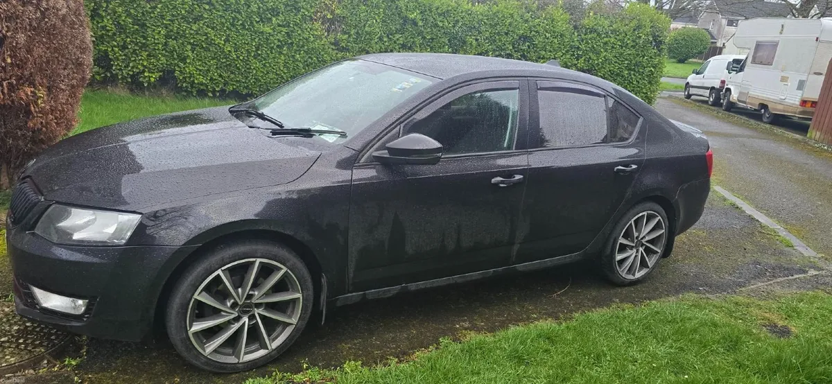 Skoda Octavia 2015 - Image 1