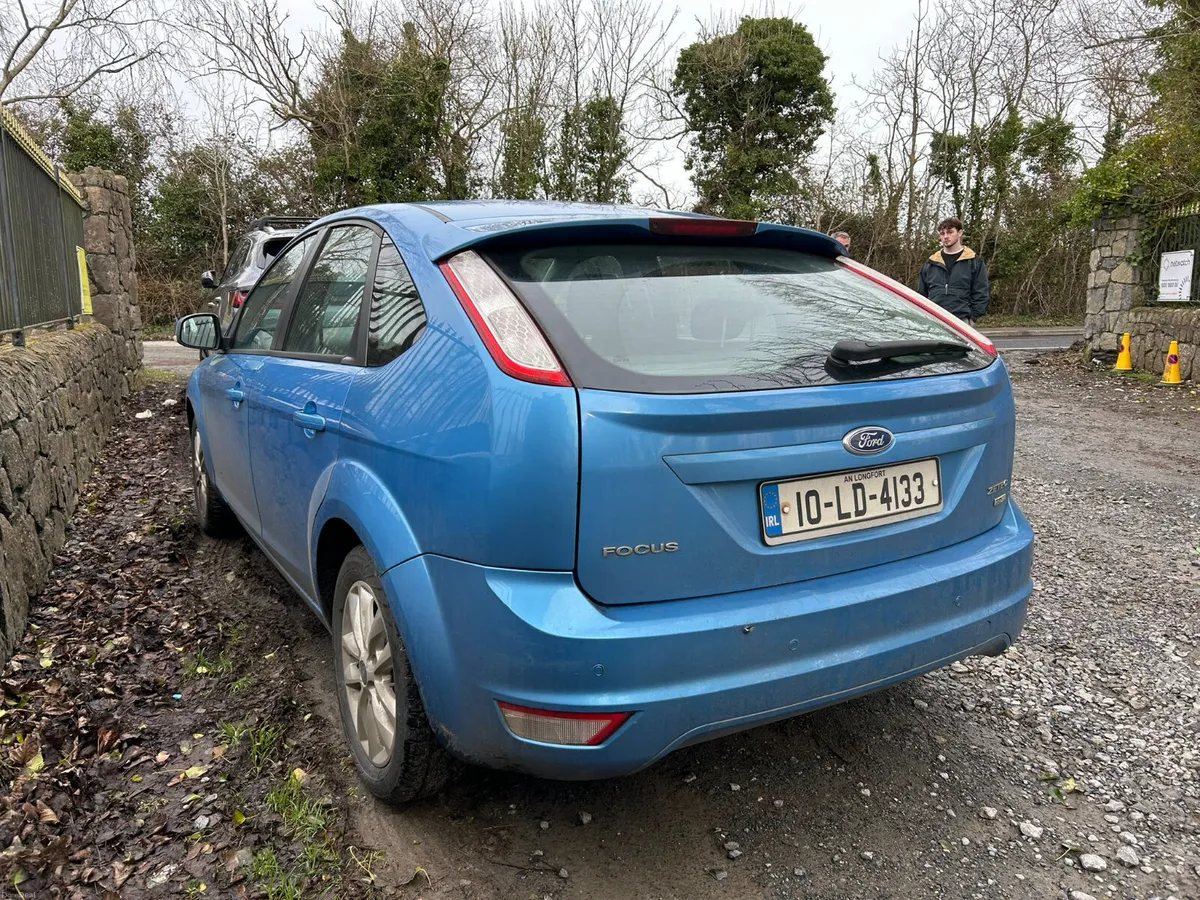 Ford Focus 2010 diesel ⛽️ €899  no offers - Image 4
