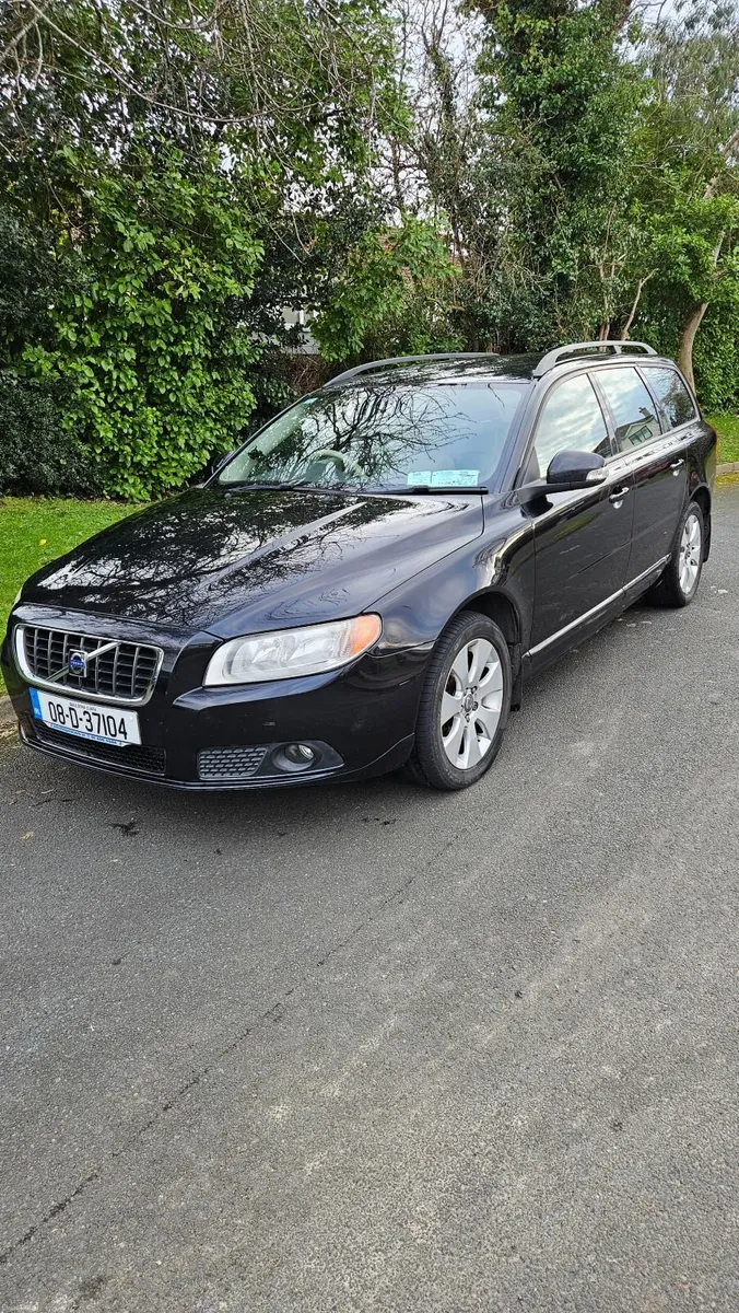 Volvo V70 2008 - Image 1